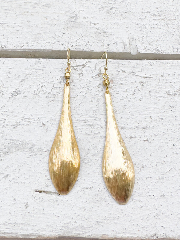 Pendientes gota latón dorado