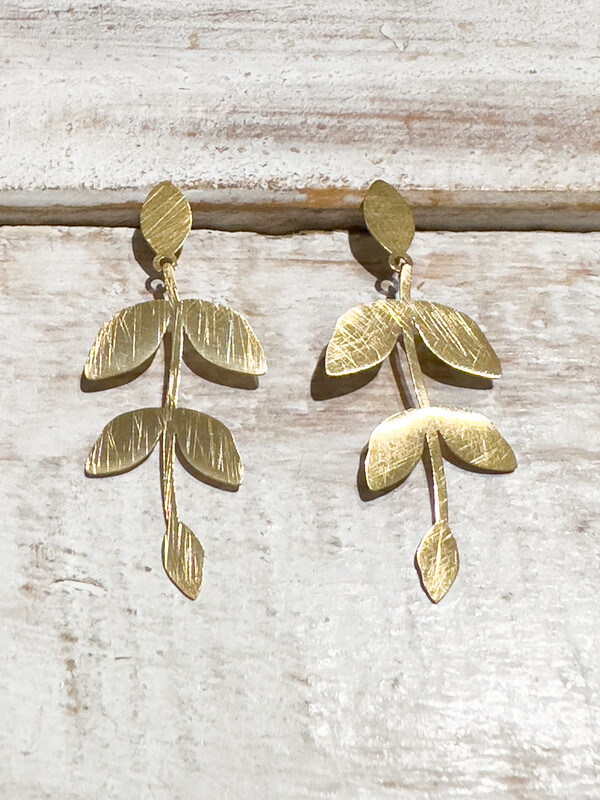 Pendientes acero dorado cascada hojas