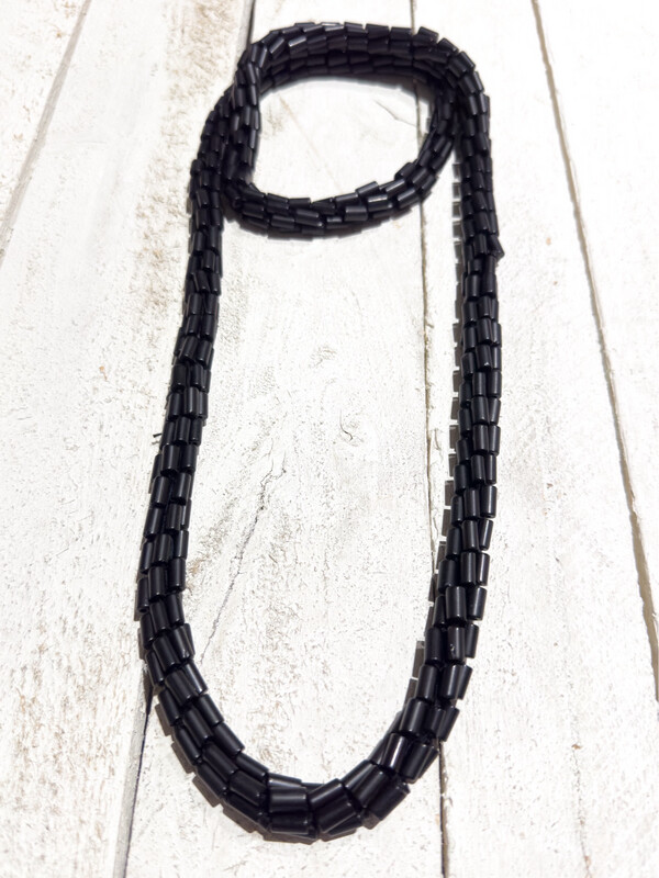 Collar tubos negro