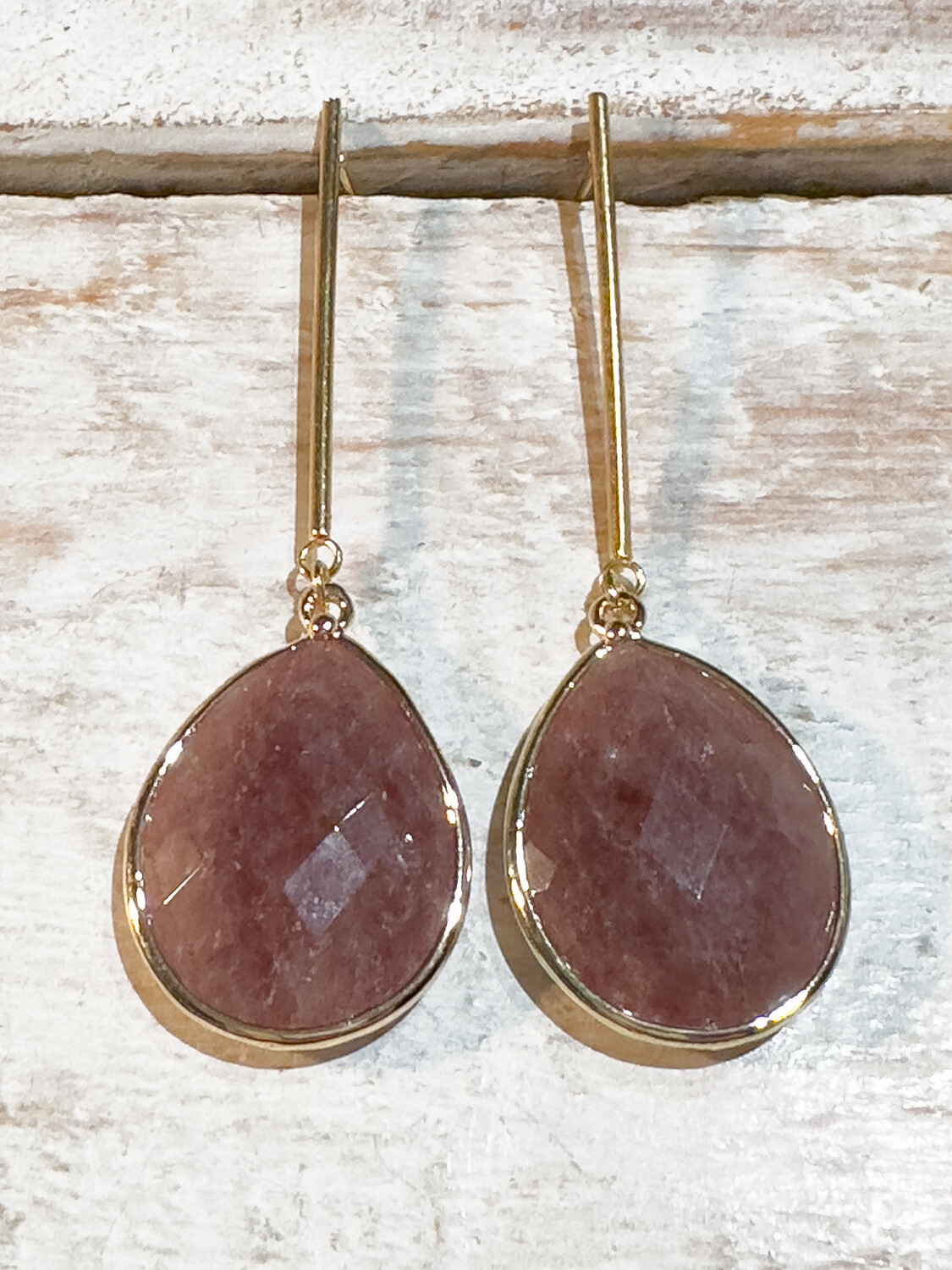 Pendientes barra gota fresa baño oro