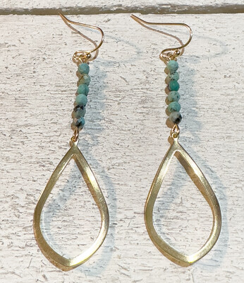 Pendientes boho gota dorada