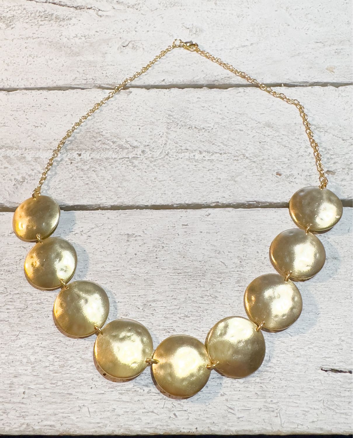 Gargantilla chapas dorado