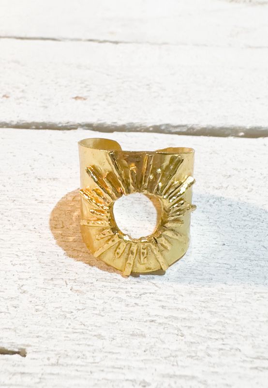 Anillo sol hueco