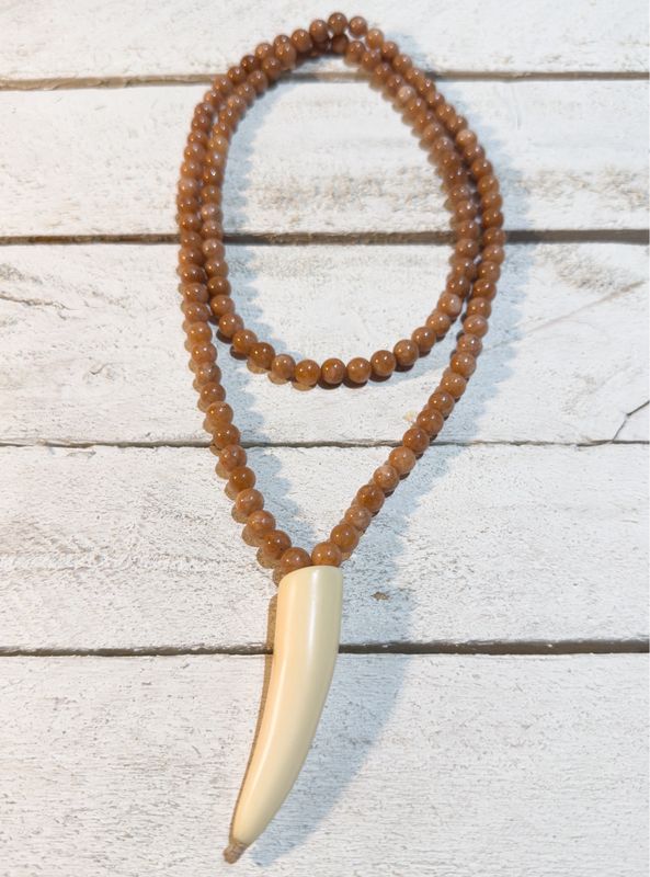 Collar camel safari