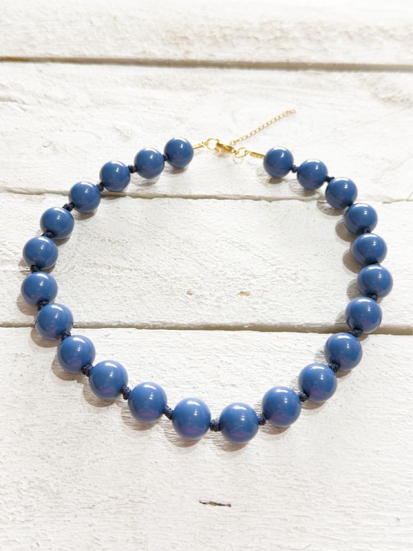 Gargantilla bolas azules medianas