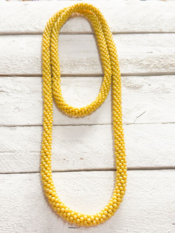 Collar serpiente amarillo