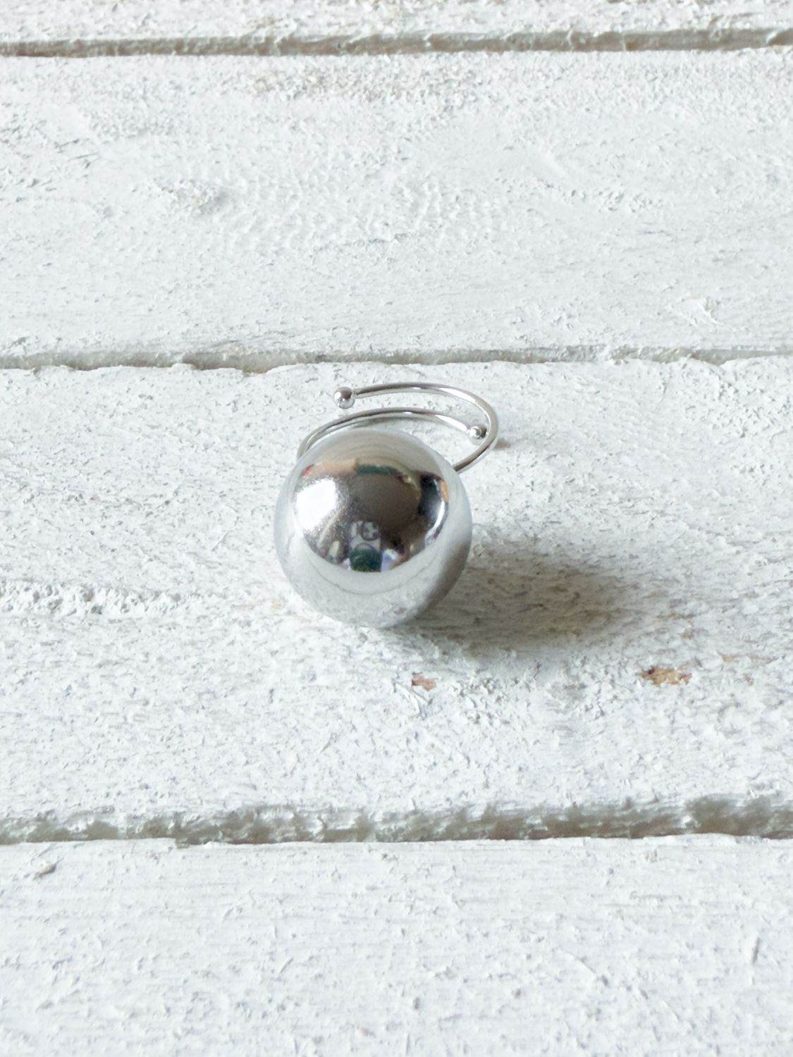 Anillo pelota bola plateado