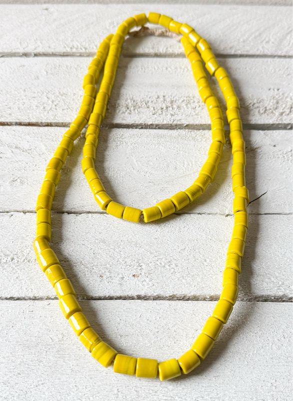 Collar summer amarillo