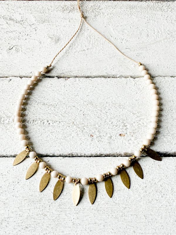 Gargantilla diez gotas natural