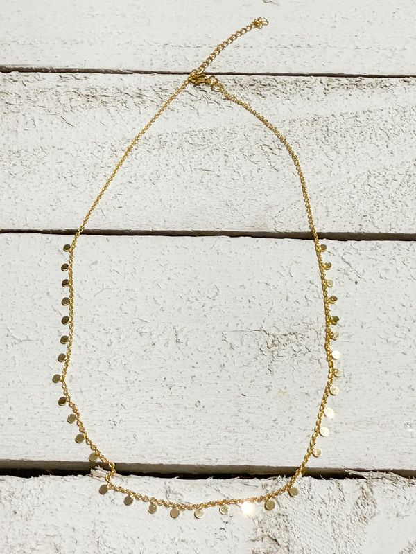 Gargantilla chapitas chic