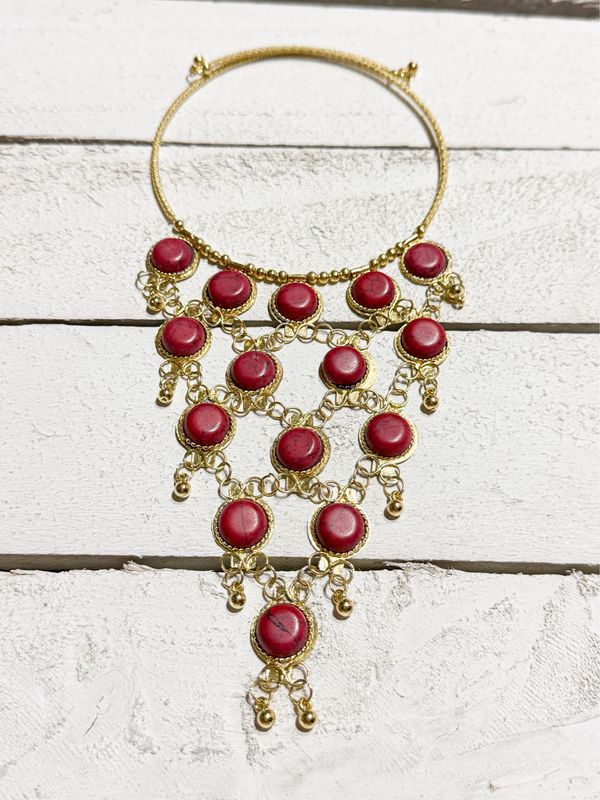 Gargantilla malla roja