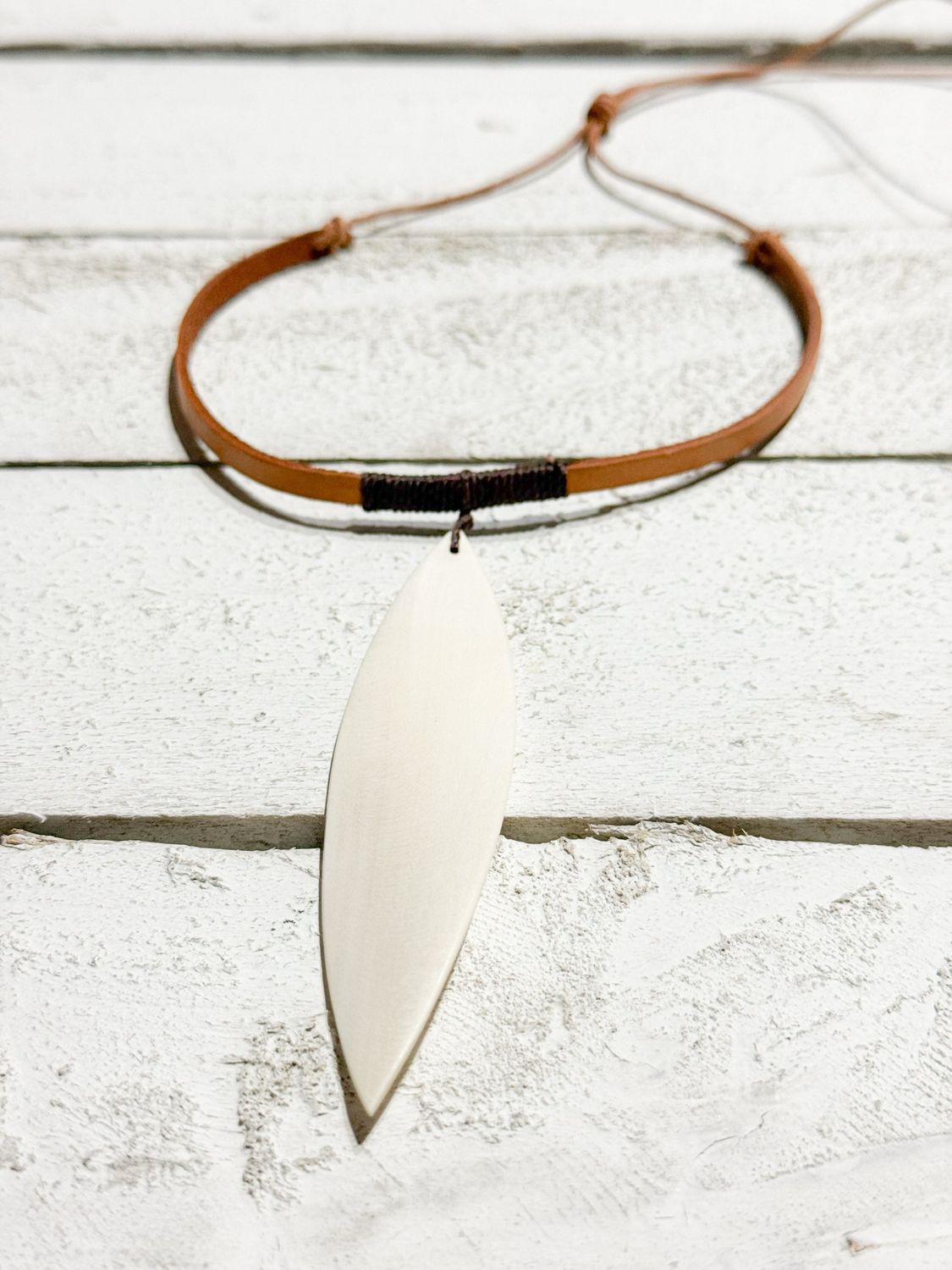 Gargantilla cuero boho