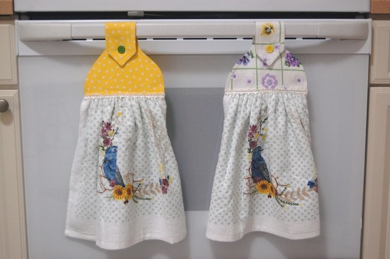 2 beautiful *Bird* tie kitchen towel