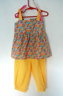 Handcrafted - Flower Top - colorful - & Pants - Yellow - for Girls 2 (two) YEARS