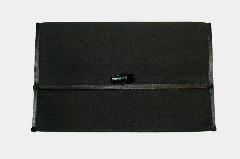 Mask PURSE for  1 up to 4 "FA" Face Masks Model  "BLACK"