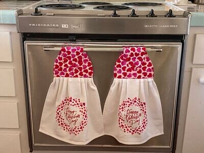 2 beautiful *Happy Valentine's Day* tie kitchen towel