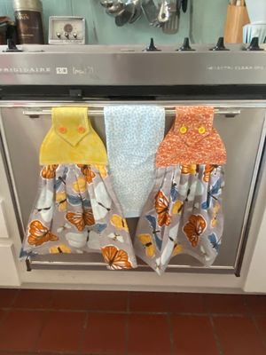 2+ beautiful *Butterfly* tie kitchen towels and one hand kitchen towel