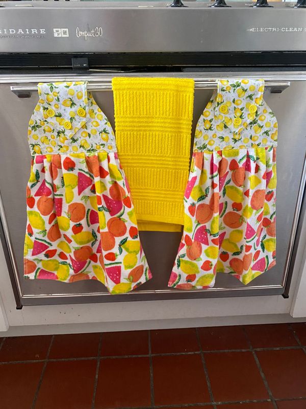 2 beautiful *Fruit Cocktail* tie kitchen towels and one hand kitchen towel
