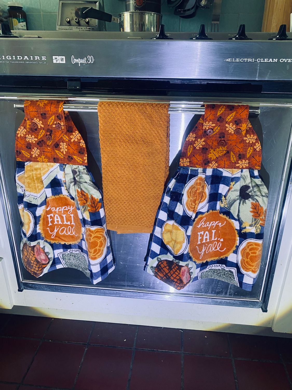 2 beautiful *happy FALL y'all* tie kitchen towels and one hand kitchen towel 2 beautiful *happy FALL y'all* tie kitchen towels and one hand kitchen towel