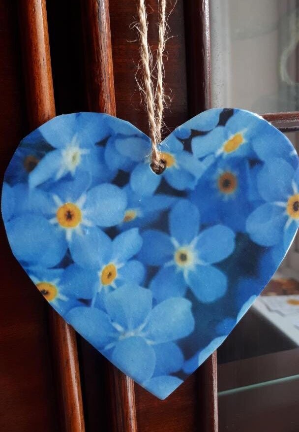 Forget-me-Not Heart shaped decorative hanging