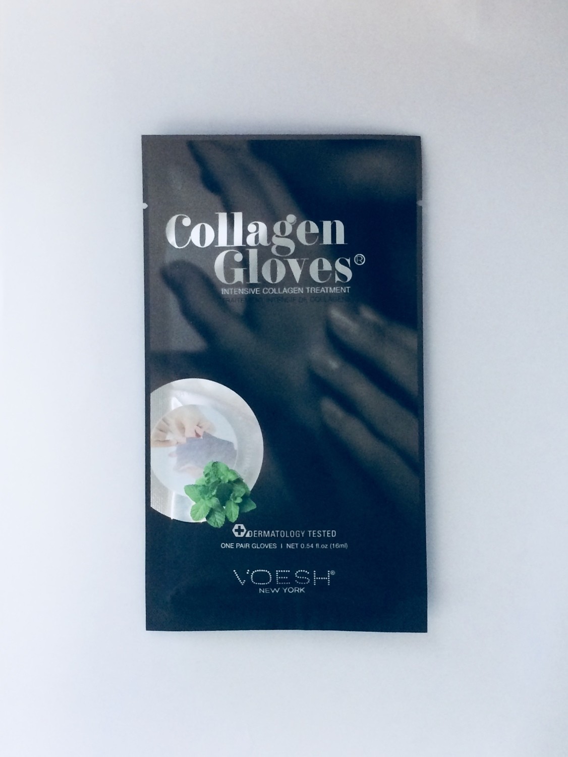 Voesh New York Collagen Gloves