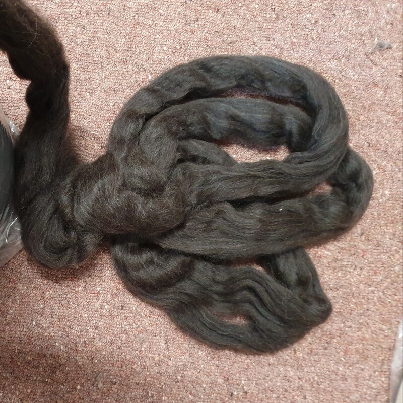 Finn/Bond Corriedale/Alpaca tops.