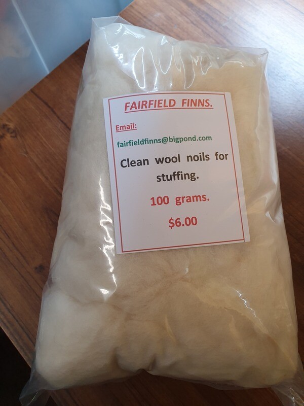 White wool noils..