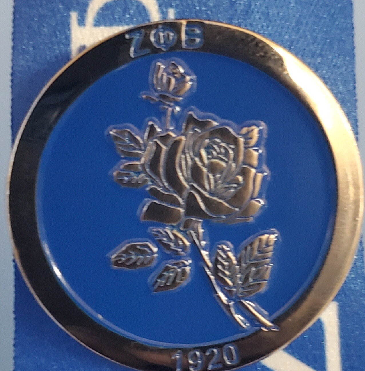 Zeta Rose Lapel Pin