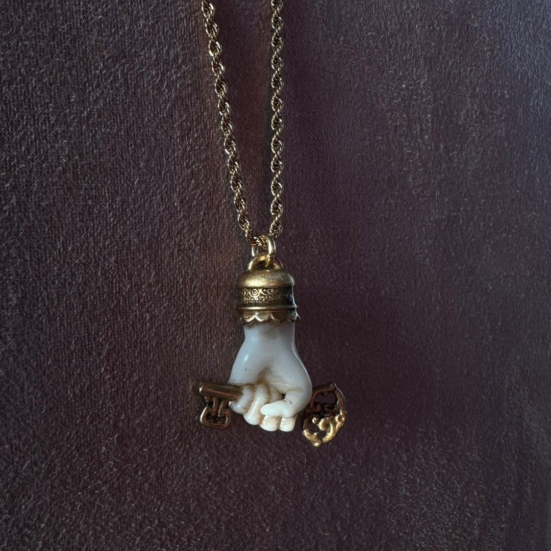 Collana con Manina e Chiave