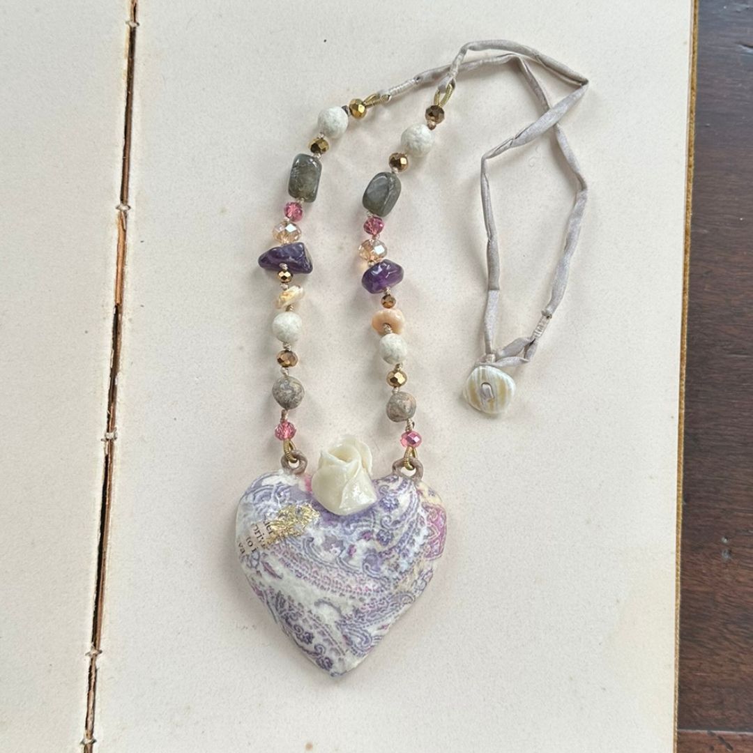 Cuore Sacro fiorito n.2