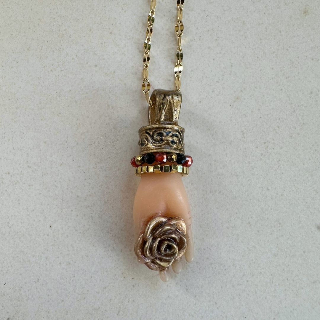 Collana Manina Vittoriana con Rosa