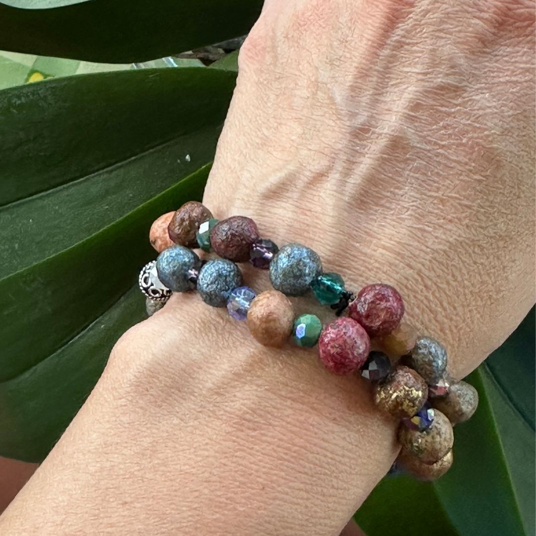 ​Bracciale in papier maché e cristalli