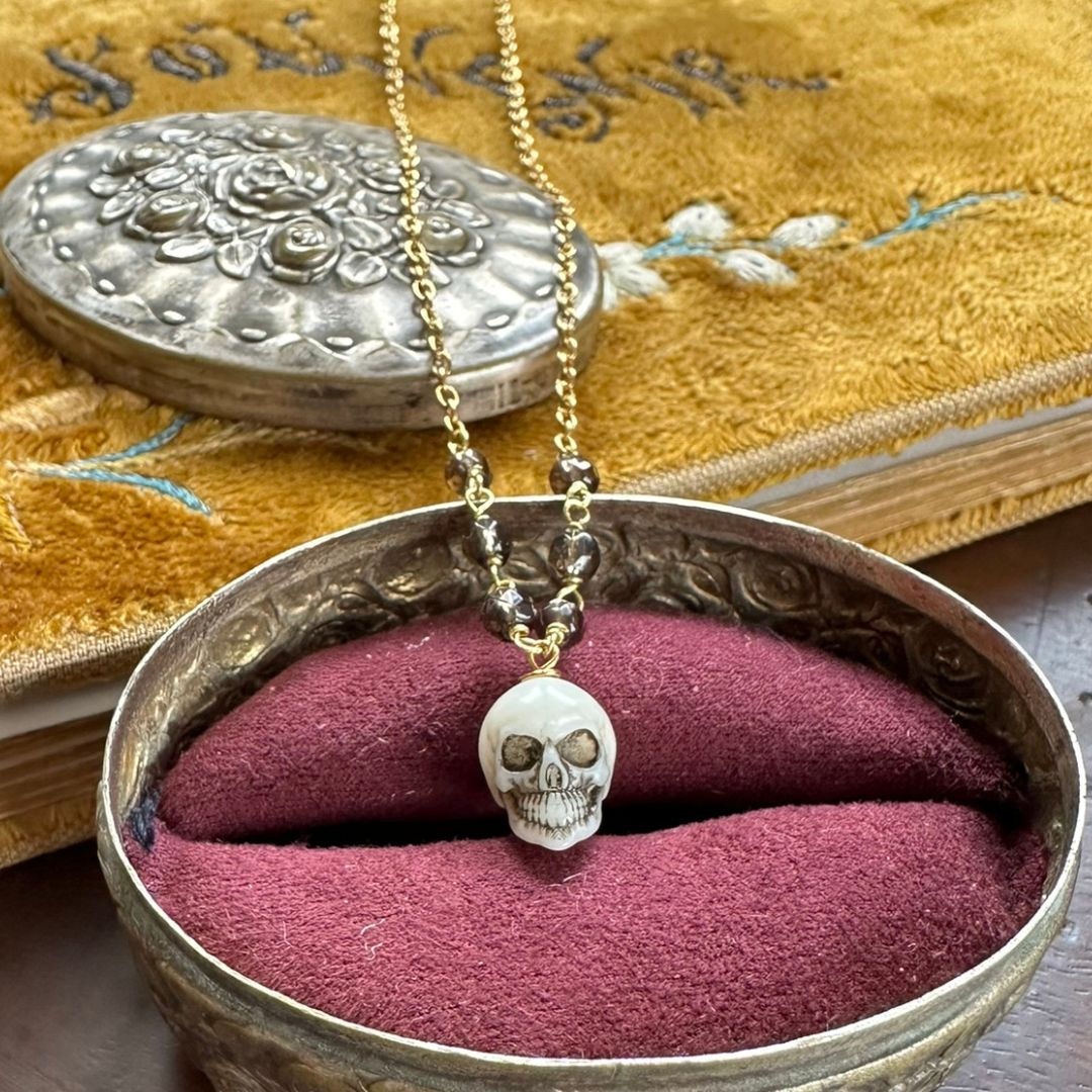 Girocollo con Teschietto