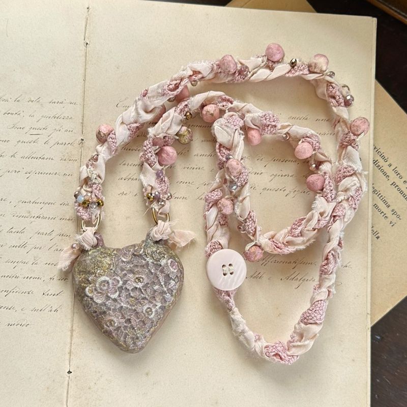 Cuore con pizzo Rosa Cipria