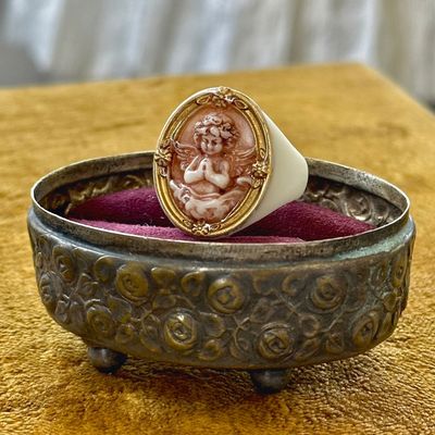 Anello Cammeo con Angioletto