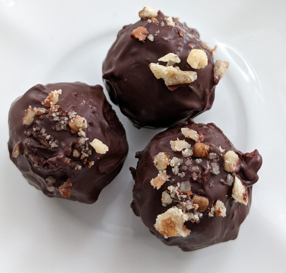 Salted Pecan Praline (Milk Chocolate truffle covered in Dark Chocolate)