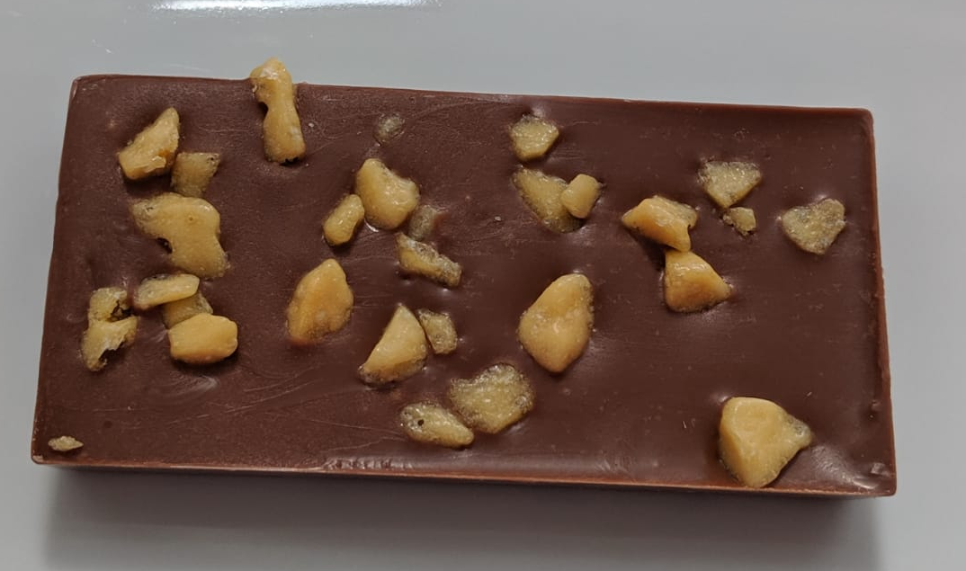 Milk Chocolate Bar with Bronze Crunch (small)