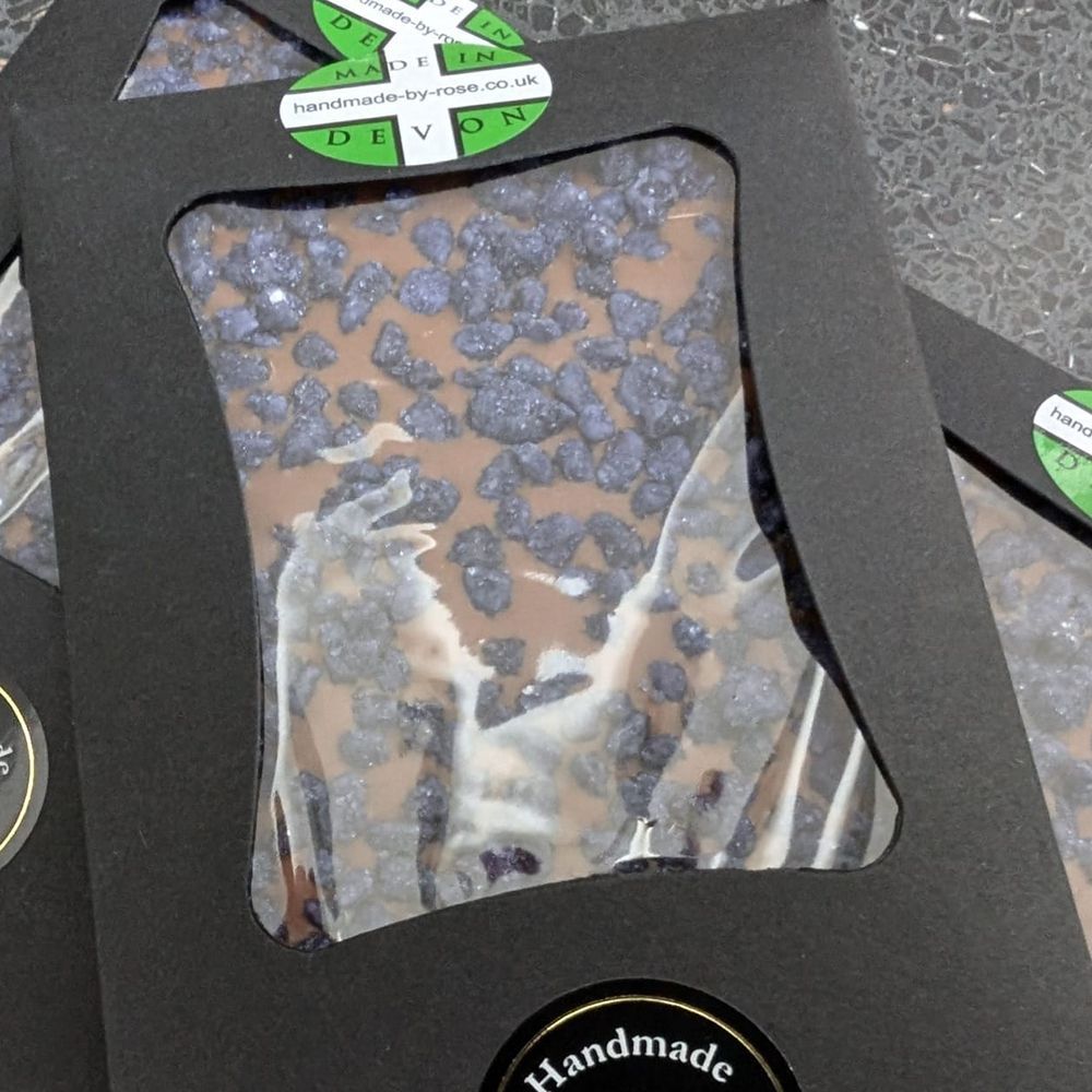 Milk Chocolate Slab with Crystalised Violets