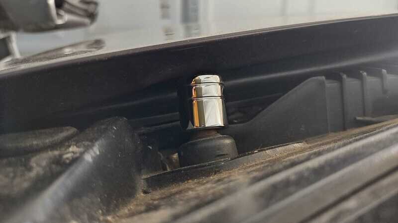 Chrome Wiper Delete Cap
