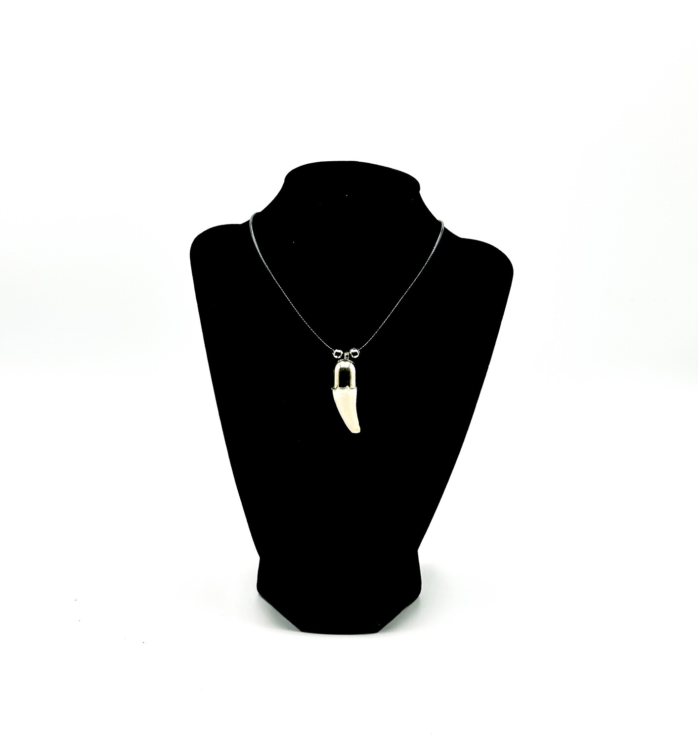 CAPPED SINGLE TOOTH NECKLACE - MEDIUM