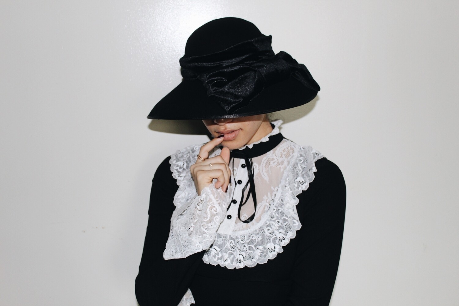 Ana Hat – Wool Felt Cloche Style Hat with a Big Velvet Bow