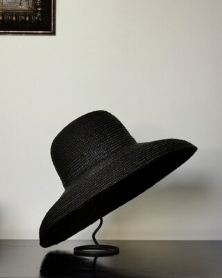 Breakfast at Tiffany&#39;s New Look Hat - Black Straw Version