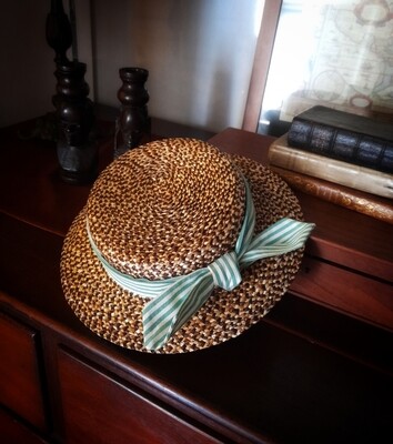 A Beautiful Melange 100% Wheat Straw Mini Canotier