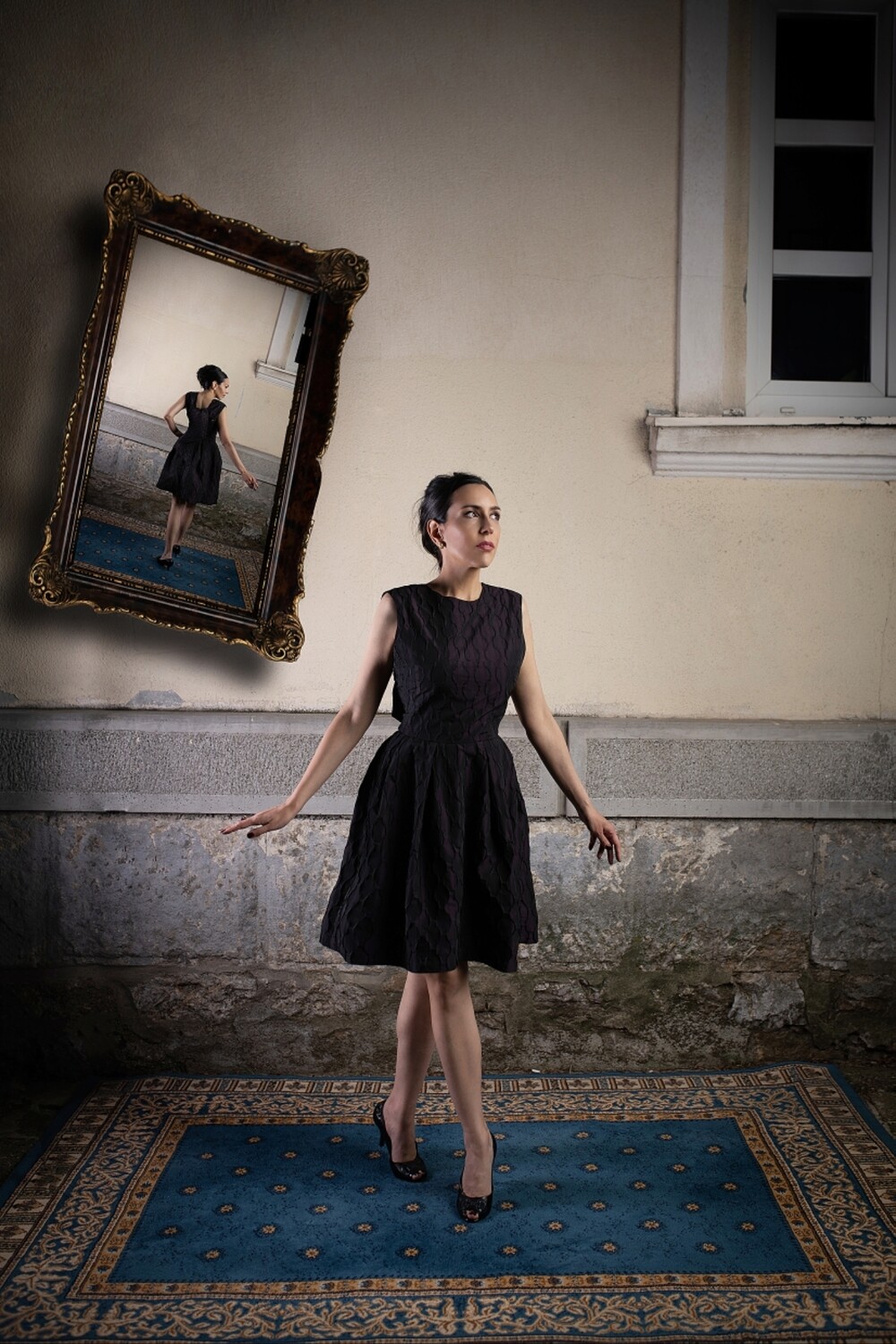 A Glamorous Tafetta Cocktail Dress