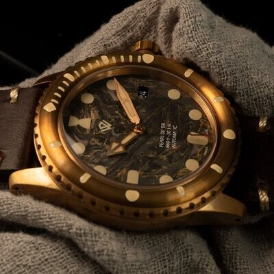 Bronze Pearl Diver