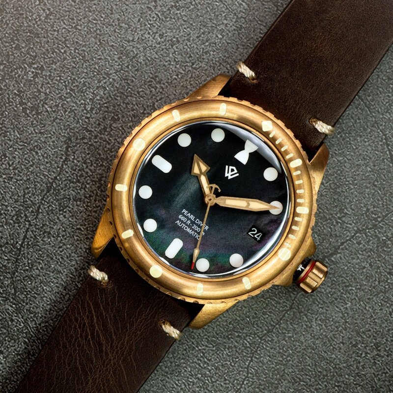 Pearl Diver Raven MOP NH35 black date mixed lume Bronze Wristwatch Lumicast