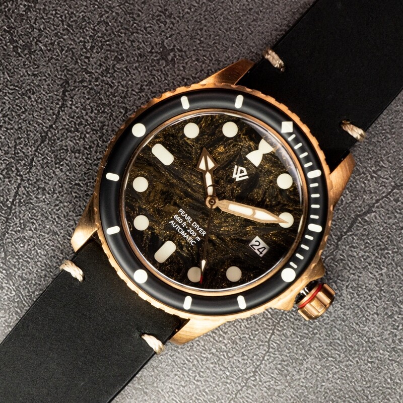 Phoenix NH35A white date C3 lume  ceramic insert Version Bronze Pearl Diver LE