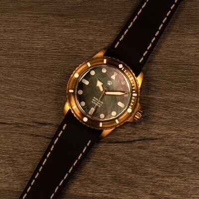 Raven Limited edition MOP Grade AAA no date BGW9 lume Version Bronze Pearl Diver