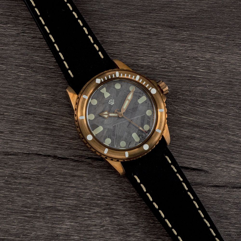 Aletai Meteorite no date mixed lume Version Bronze Pearl Diver LE