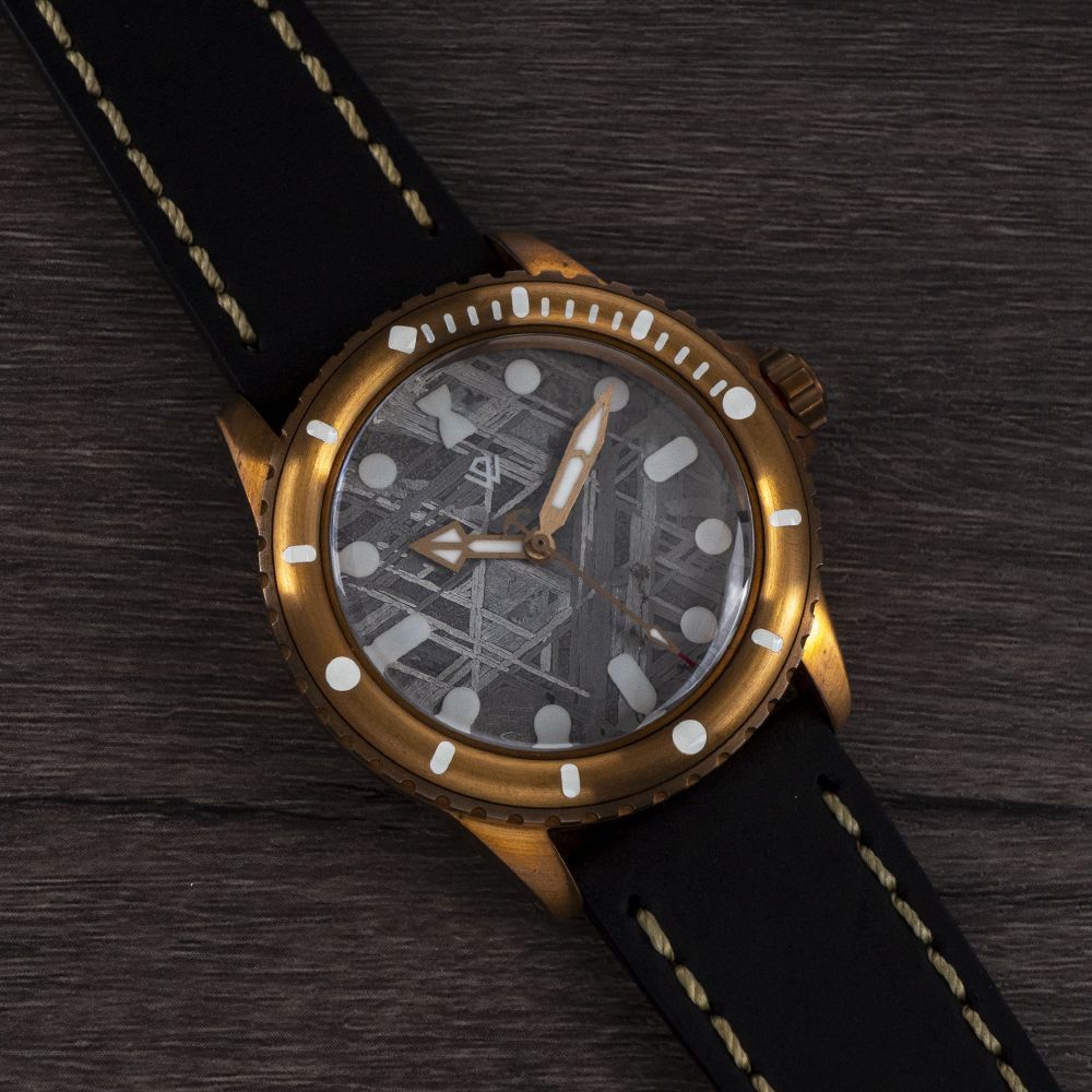 Aletai Meteorite no date BGW9 lume Version Bronze Pearl Diver LE